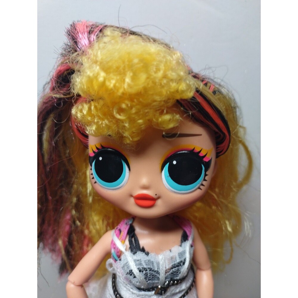 MGA LOL Surprise OMG Remix Pop Music B.B. Fashion Doll 80s Outfit Material Girl - Picture 3 of 11